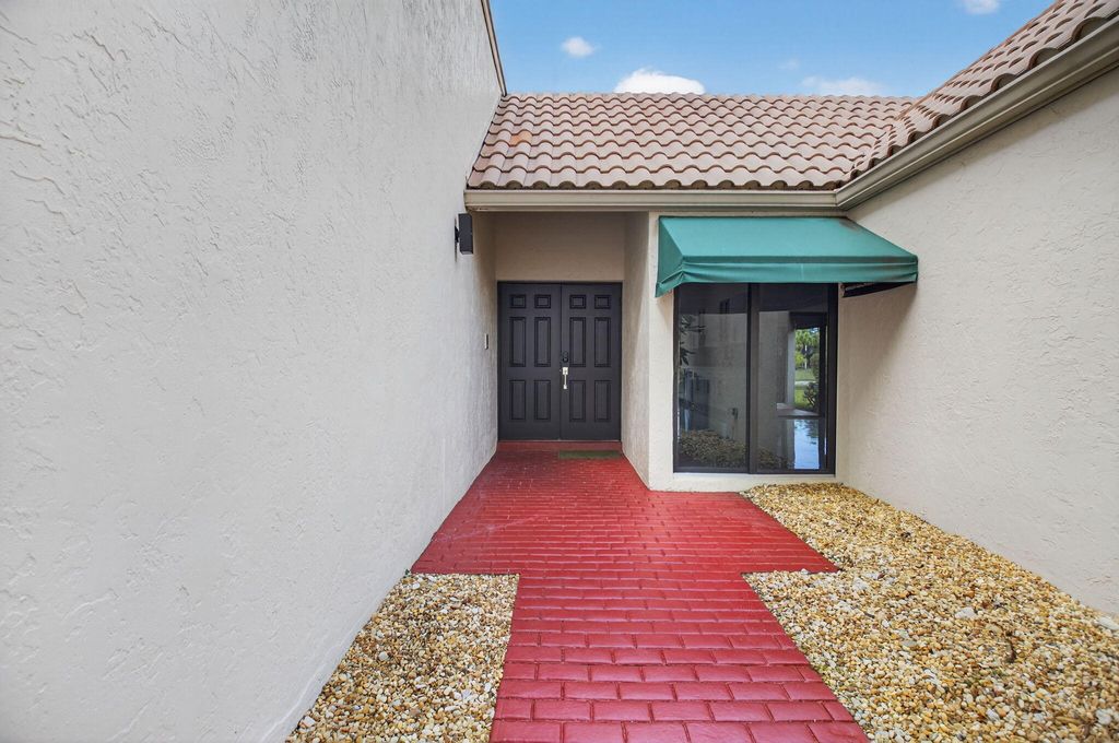 Photo of 6545 Las Flores Drive, Boca Raton, FL 33433 (MLS # B26022693)