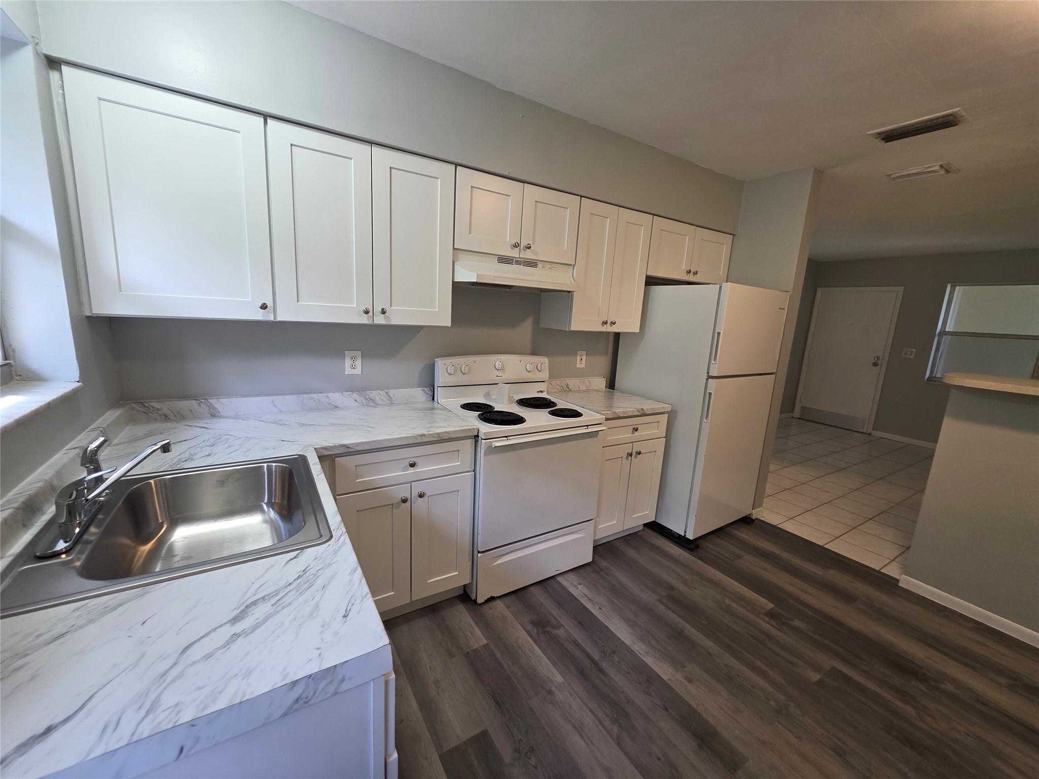 Sunrise Golf Village - Residential Lease