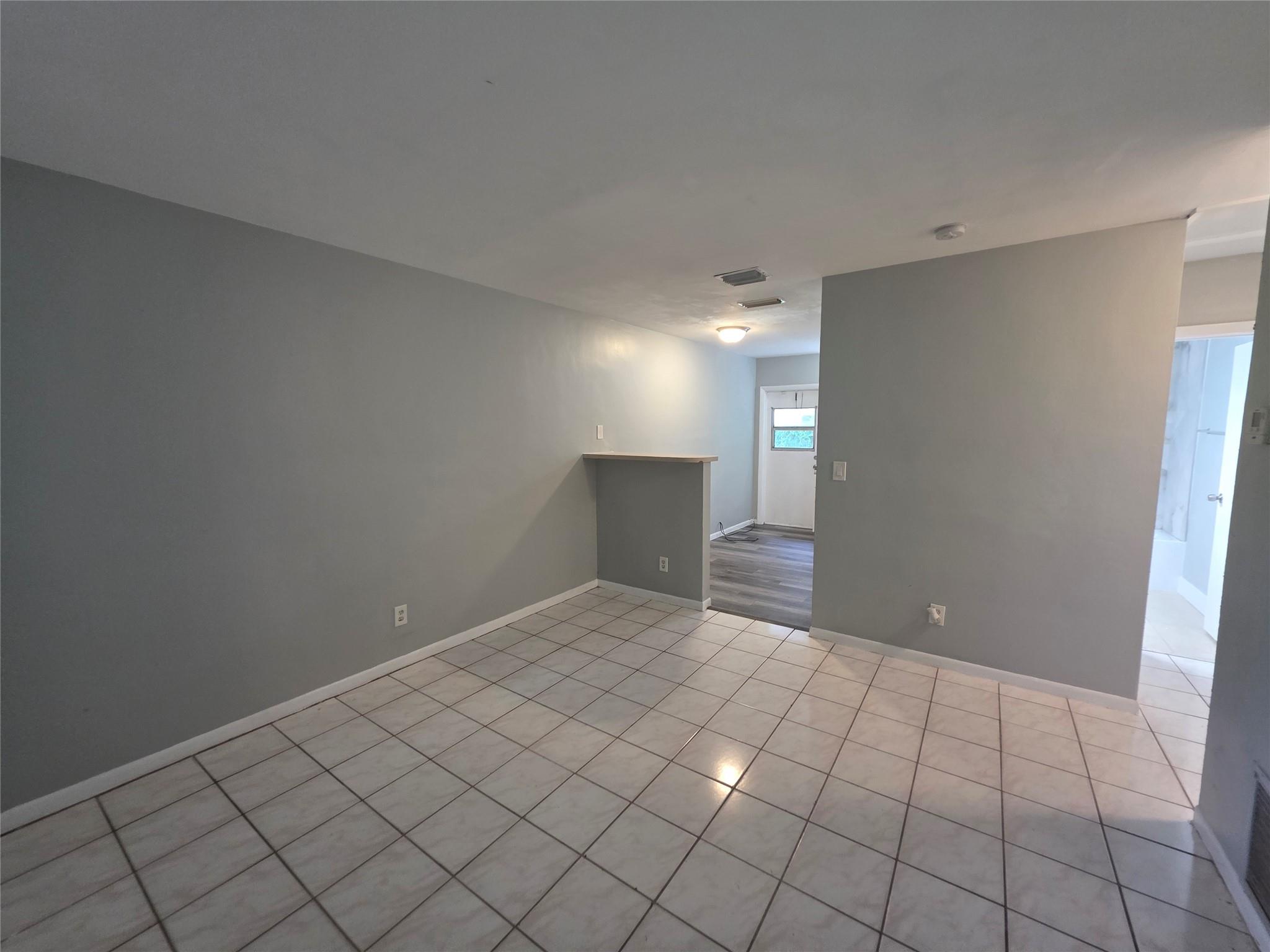 Sunrise Golf Village - Residential Lease