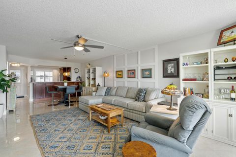 Tiny photo for 930 Dogwood Drive #457, Delray Beach, FL 33483 (MLS # B26039240)