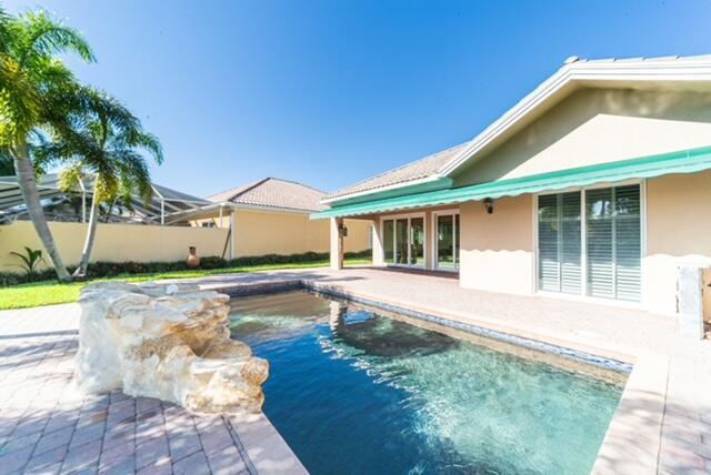 MAGNOLIA BAY - Residential Lease