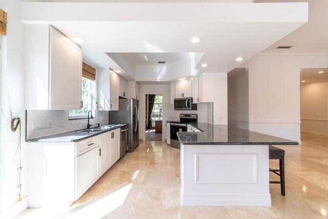 MAGNOLIA BAY - Residential Lease