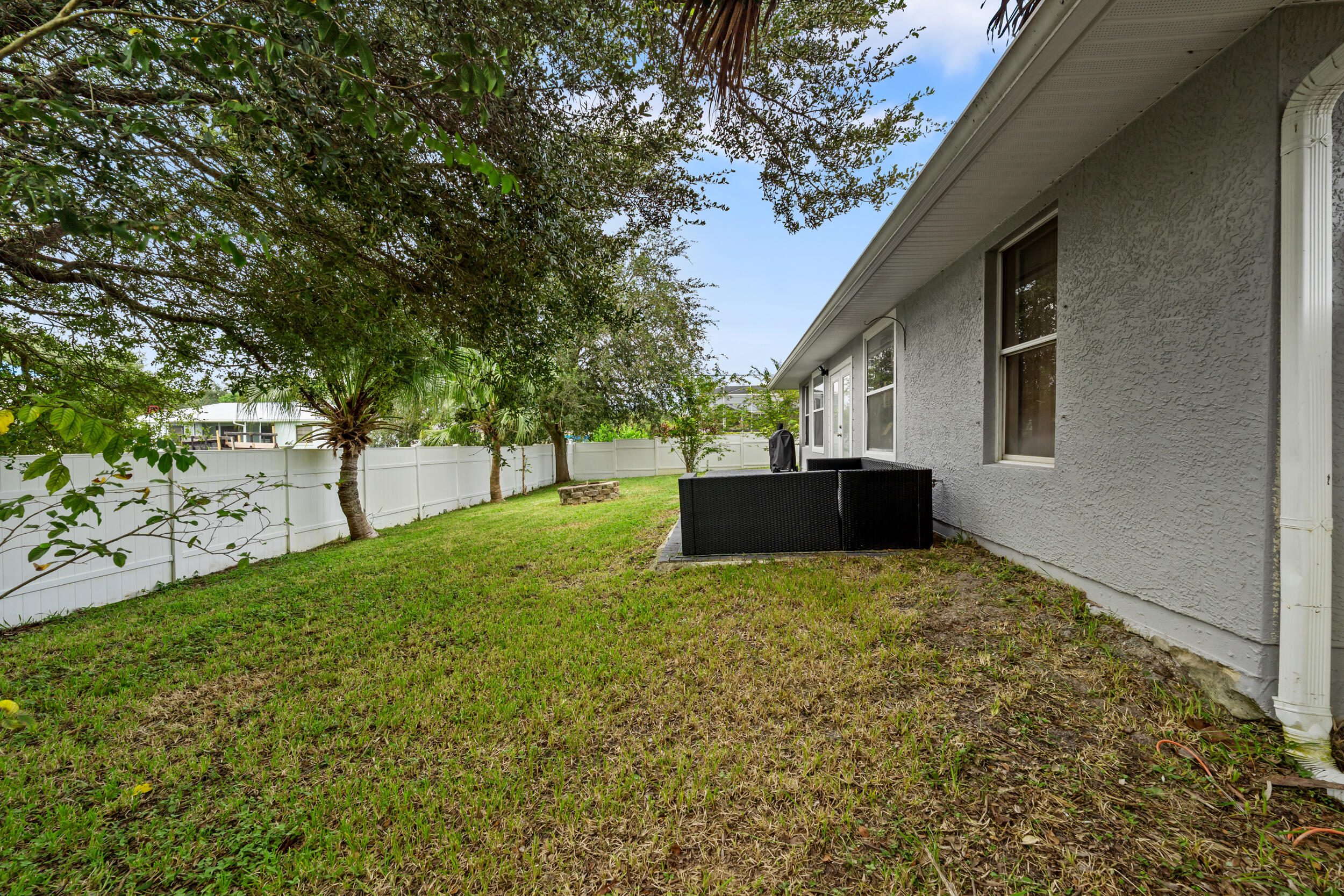 SEBASTIAN HIGHLANDS UNIT - Residential