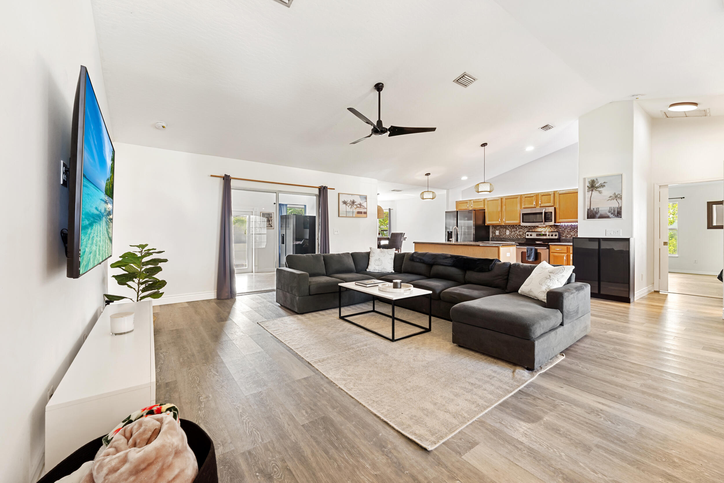 SEBASTIAN HIGHLANDS UNIT - Residential