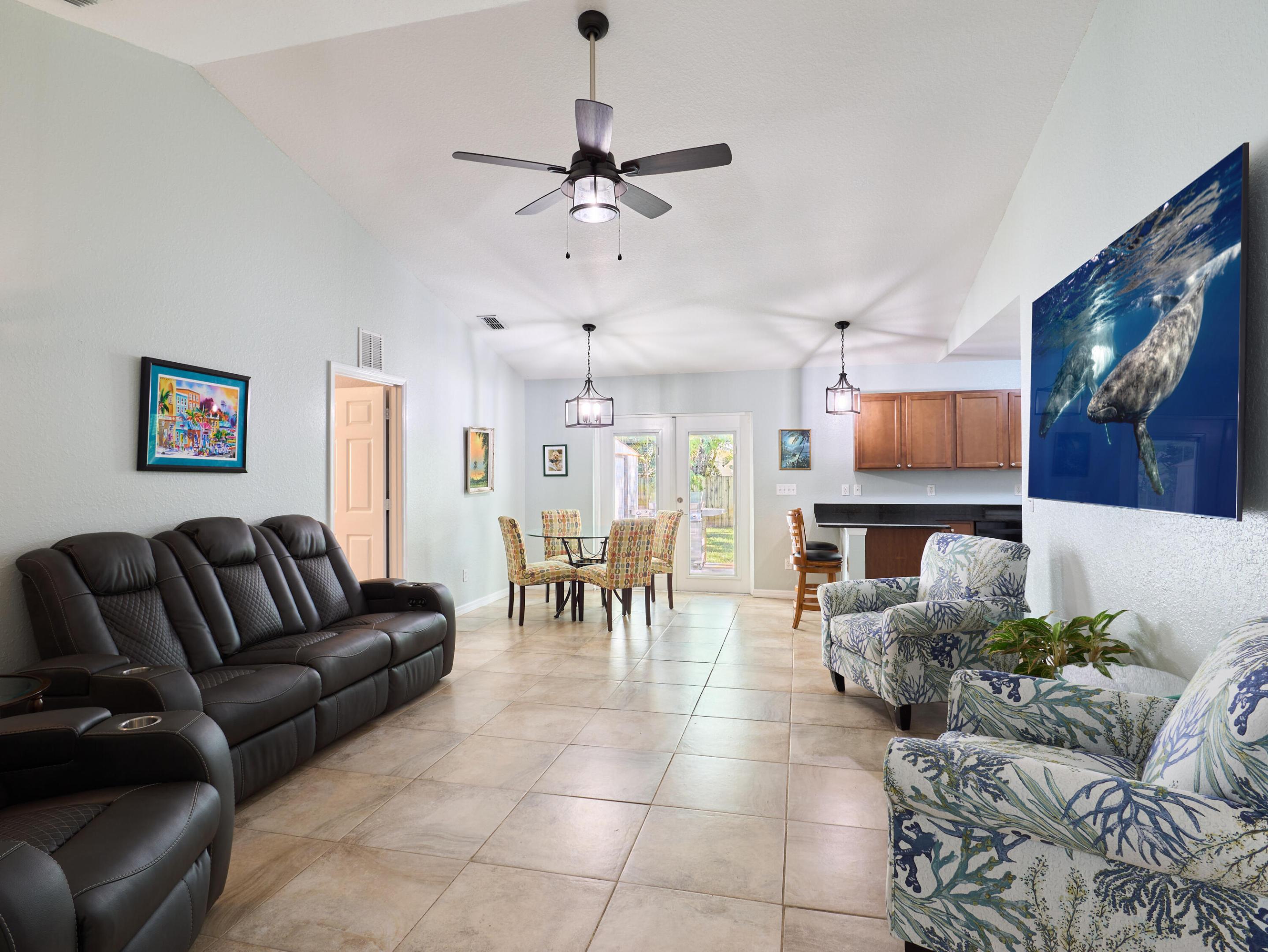 1189 NW 15th Street
