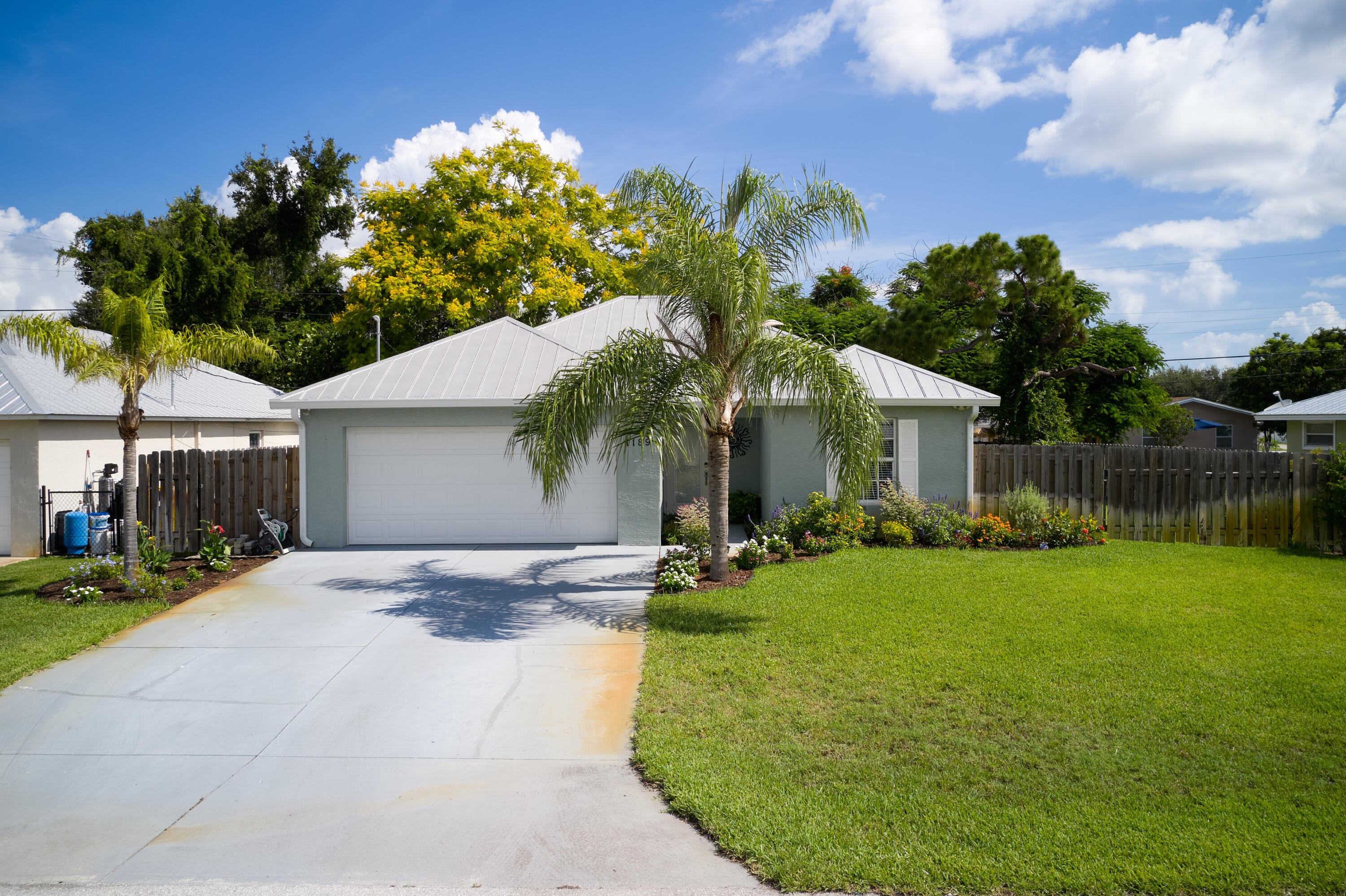 1189 NW 15th Street