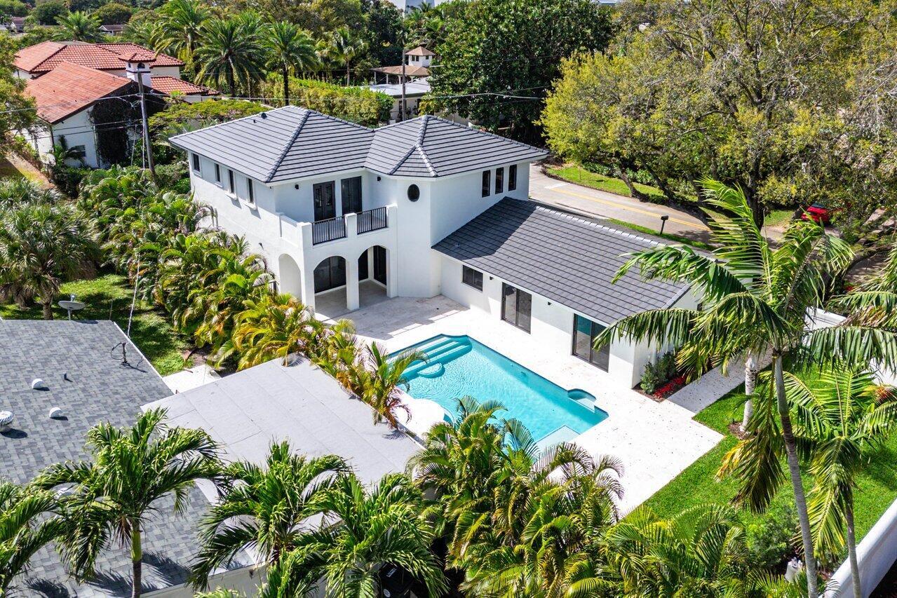 2050 Isabel Oeste Road