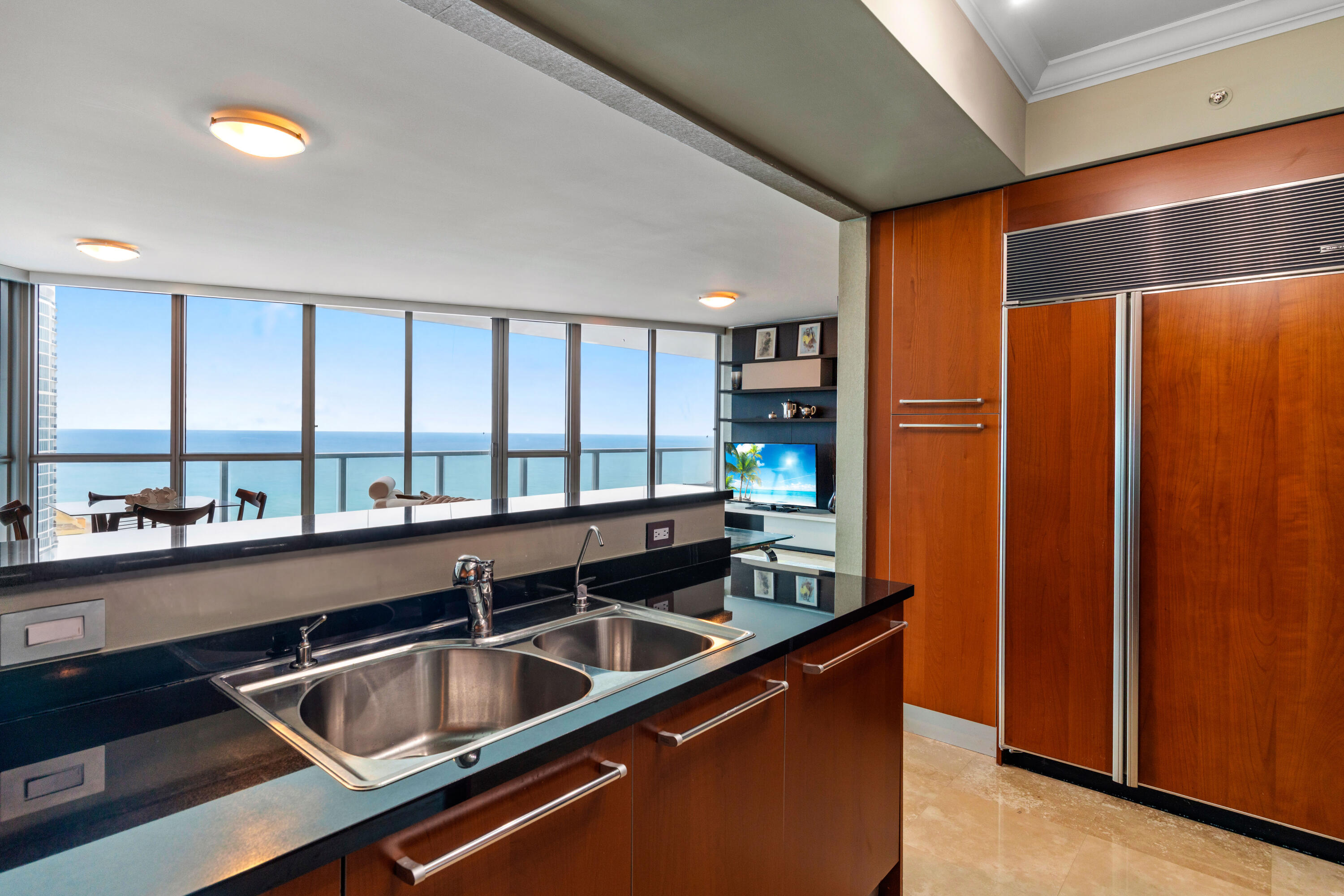 3101 S Ocean Drive 3105