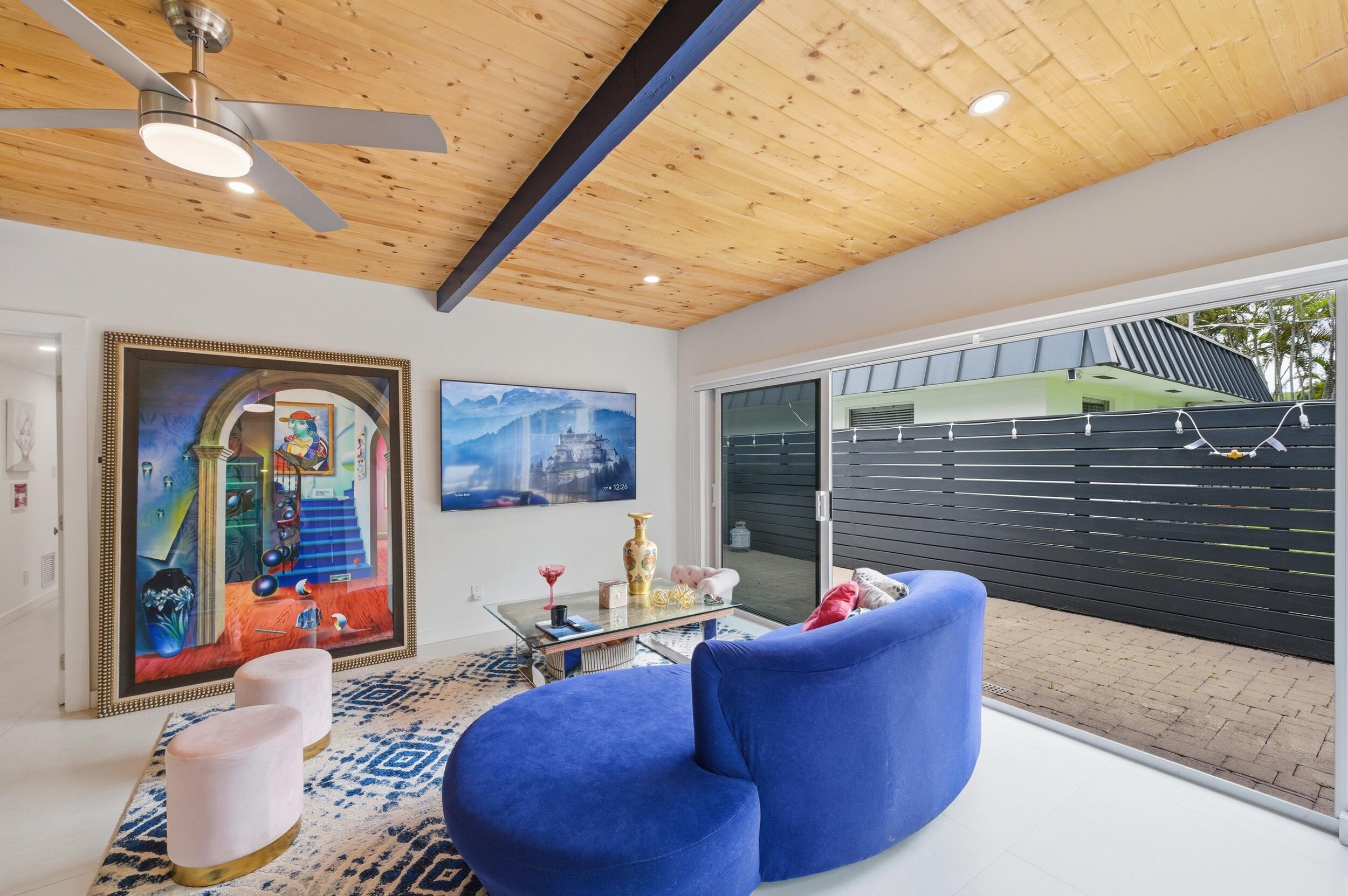 Petite - Residential