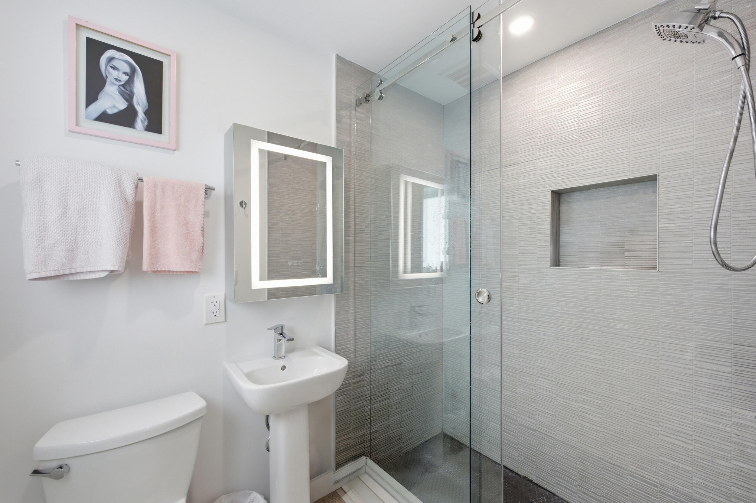 Petite - Residential