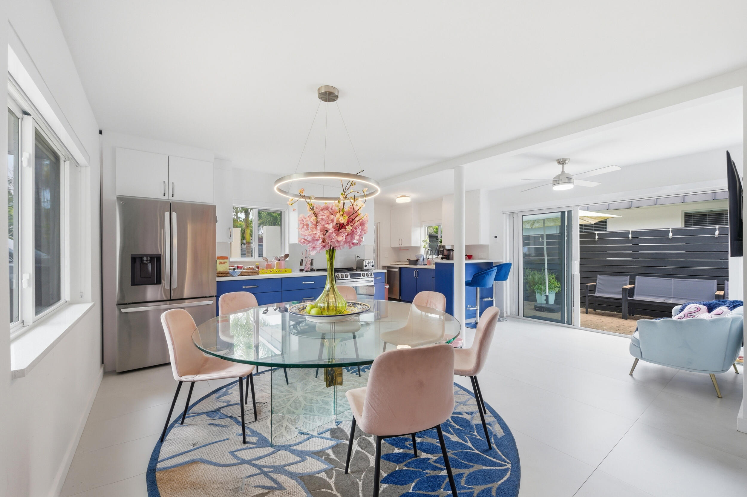 Petite - Residential