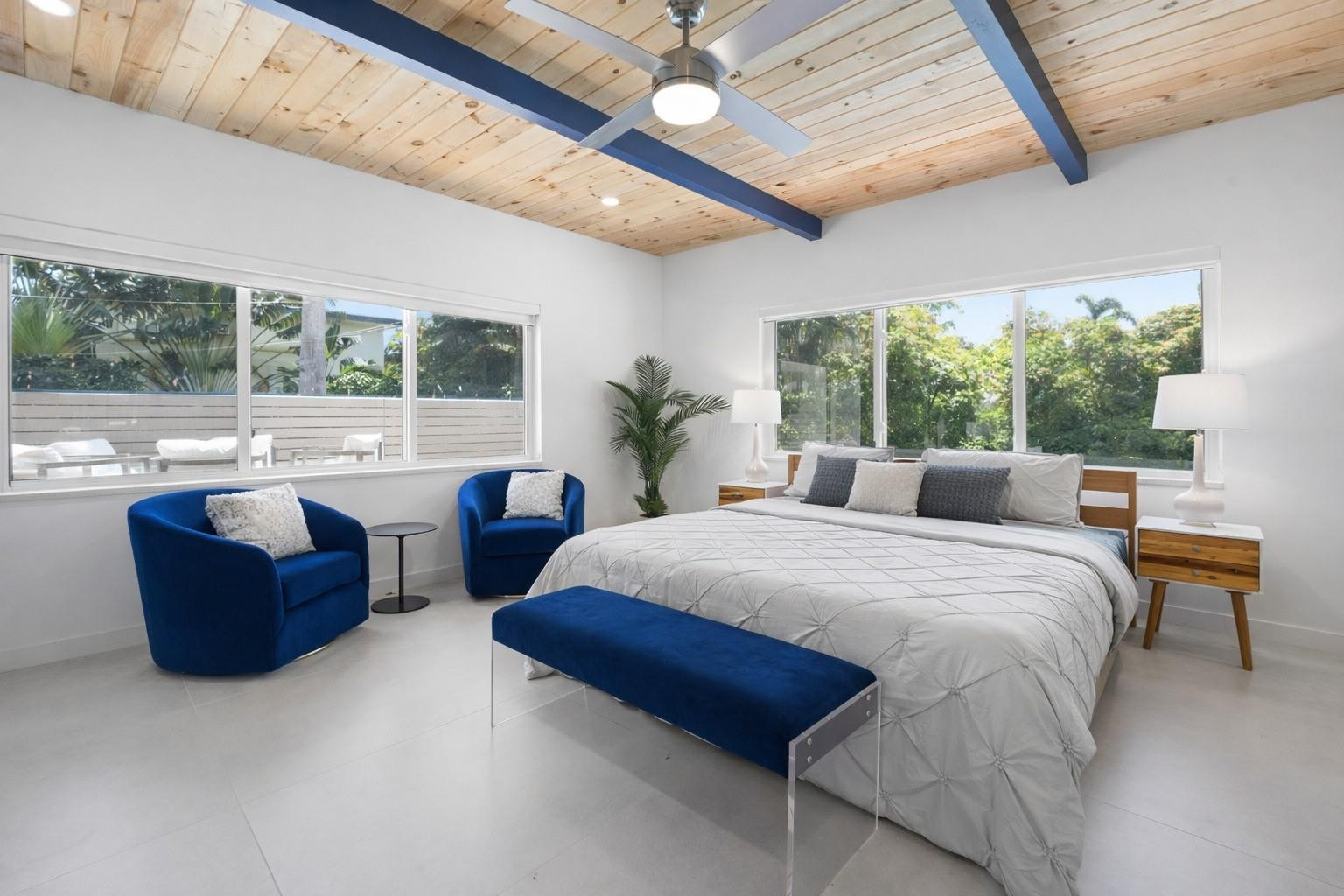 Petite - Residential