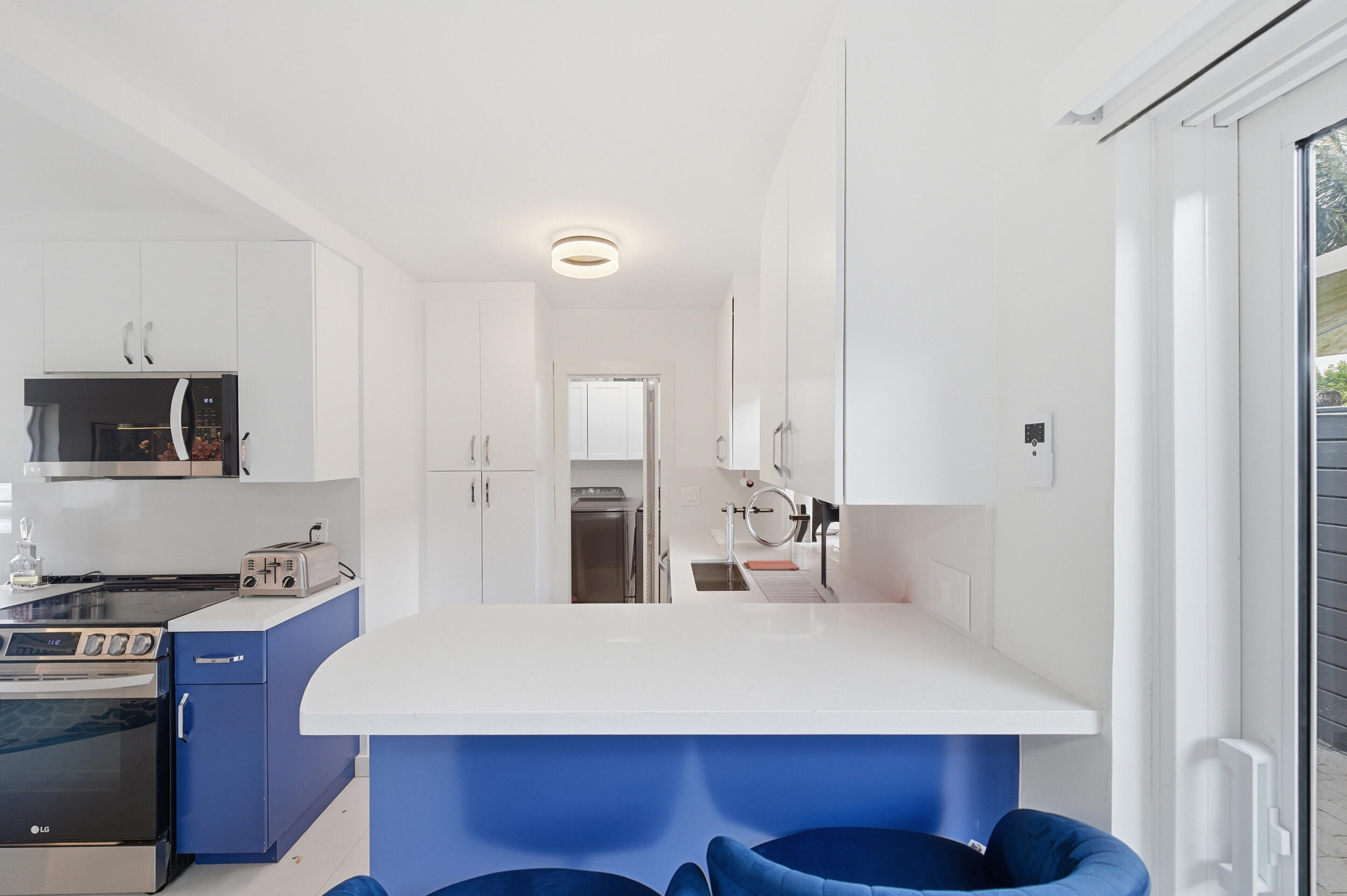 Petite - Residential