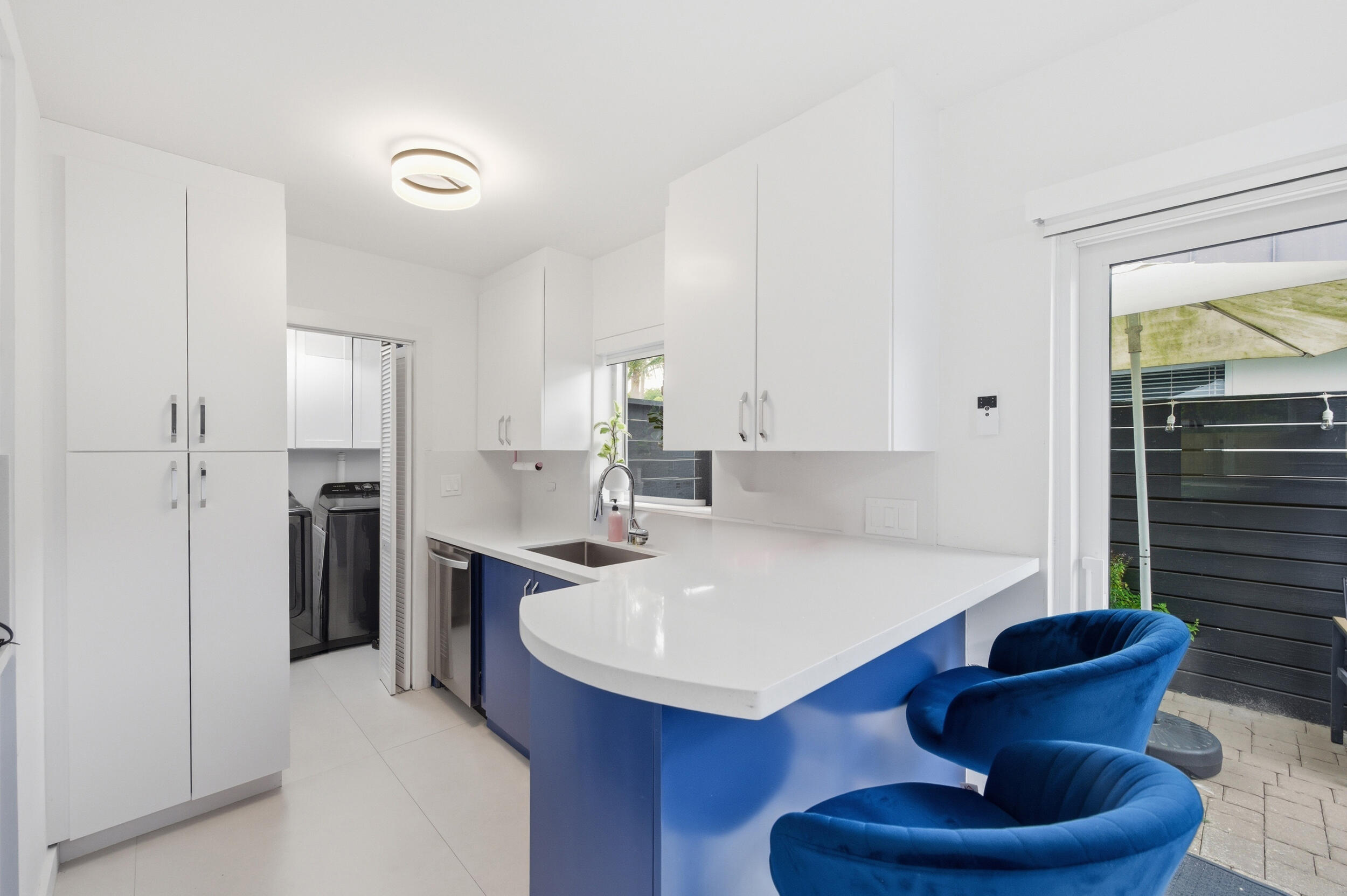 Petite - Residential