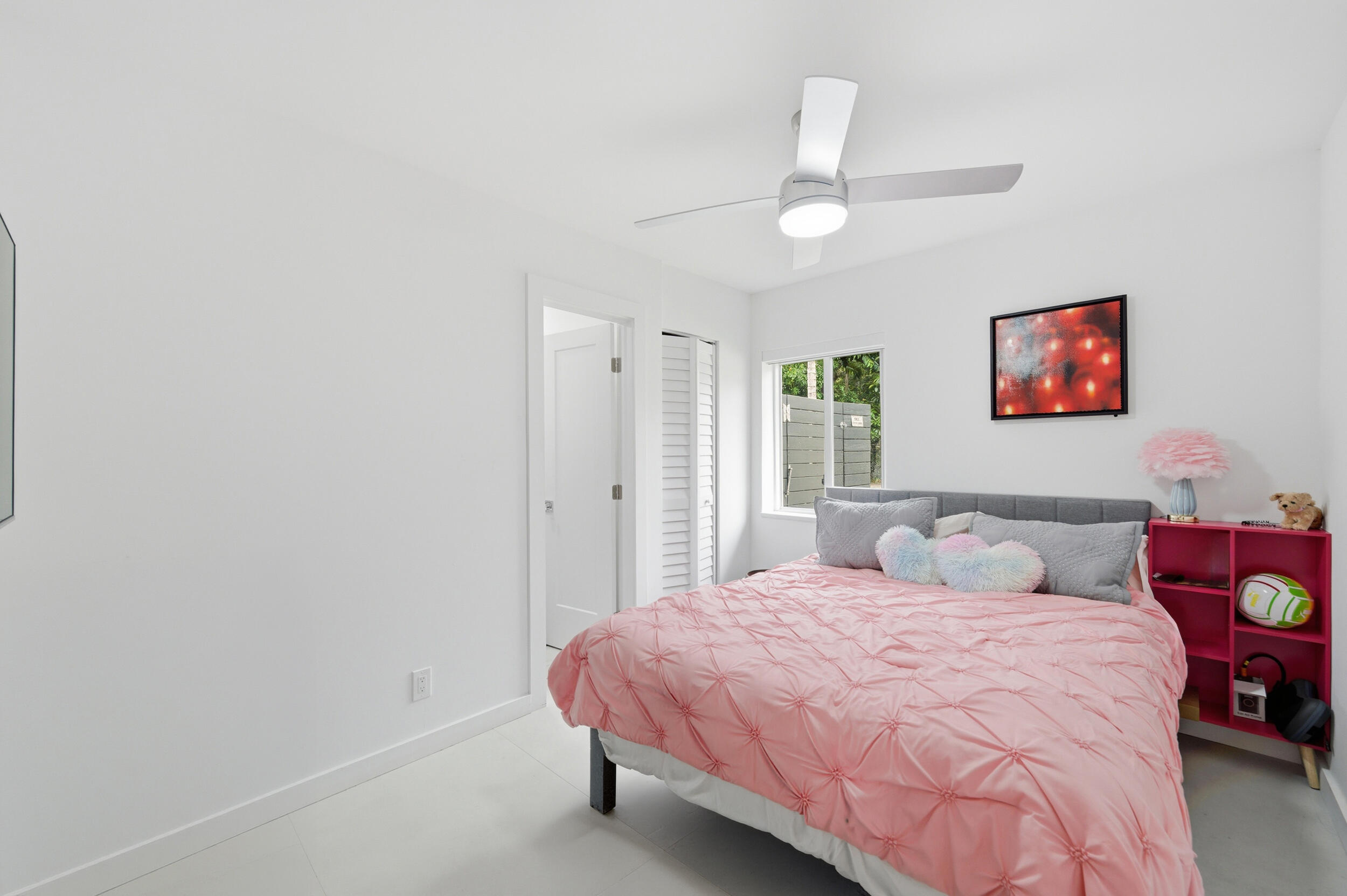 Petite - Residential