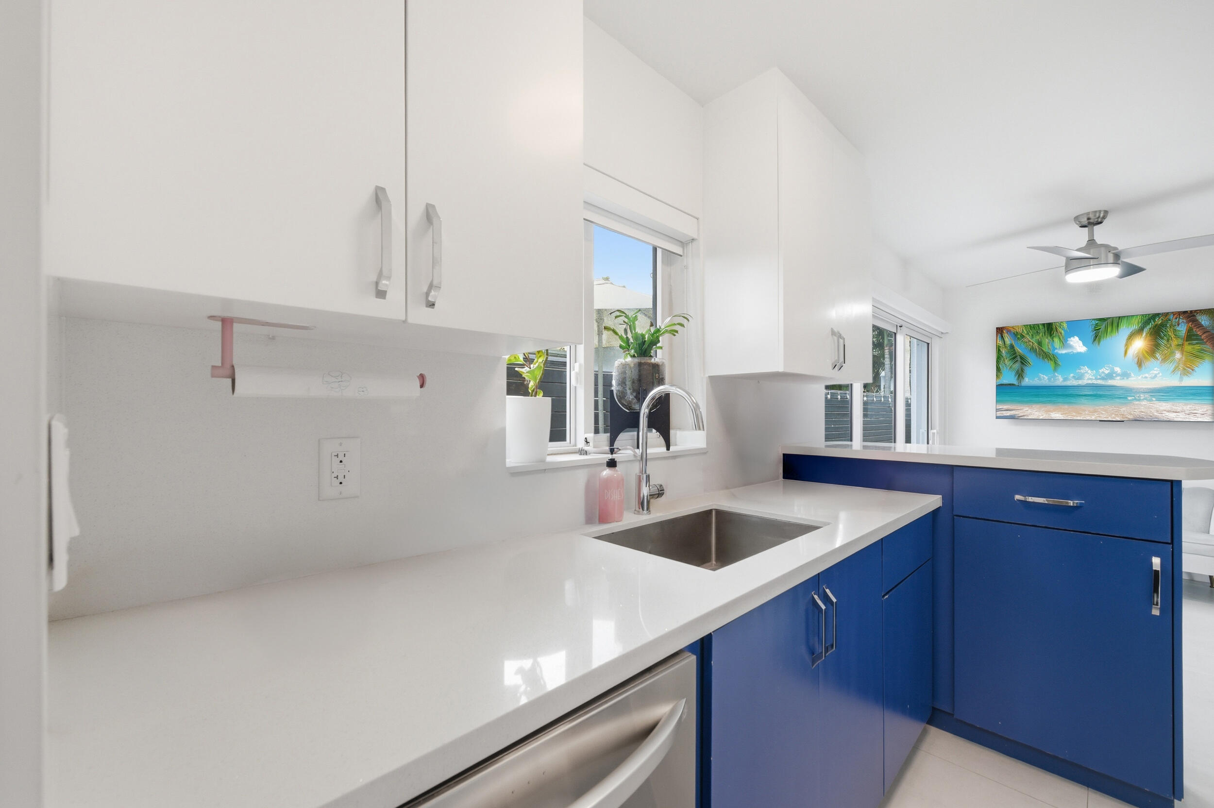 Petite - Residential