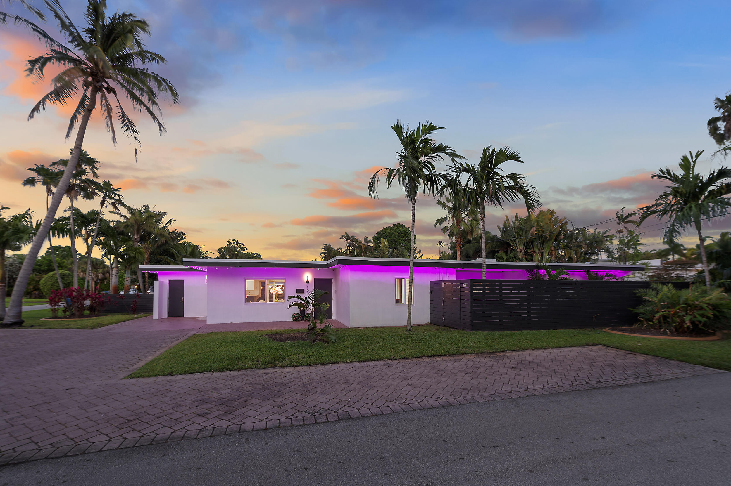 Petite - Residential