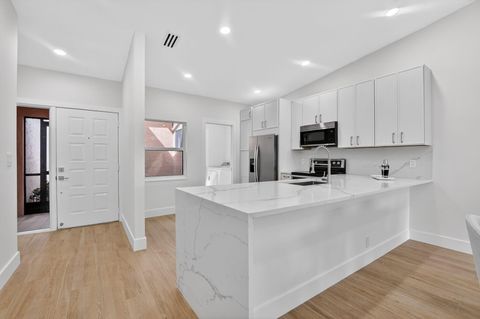 8188 Summerbreeze Lane Boca Raton FL 33496