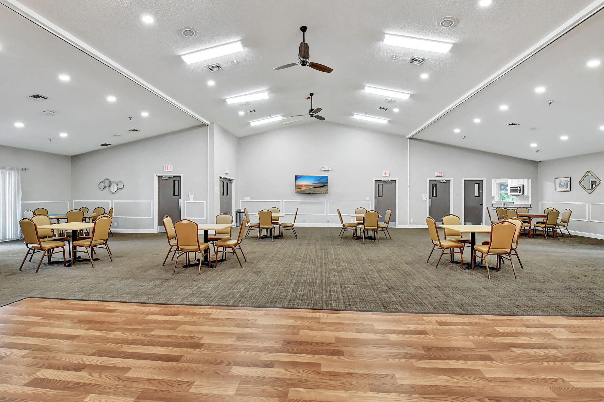 WHISPER WALK SEC C CONDO - Residential