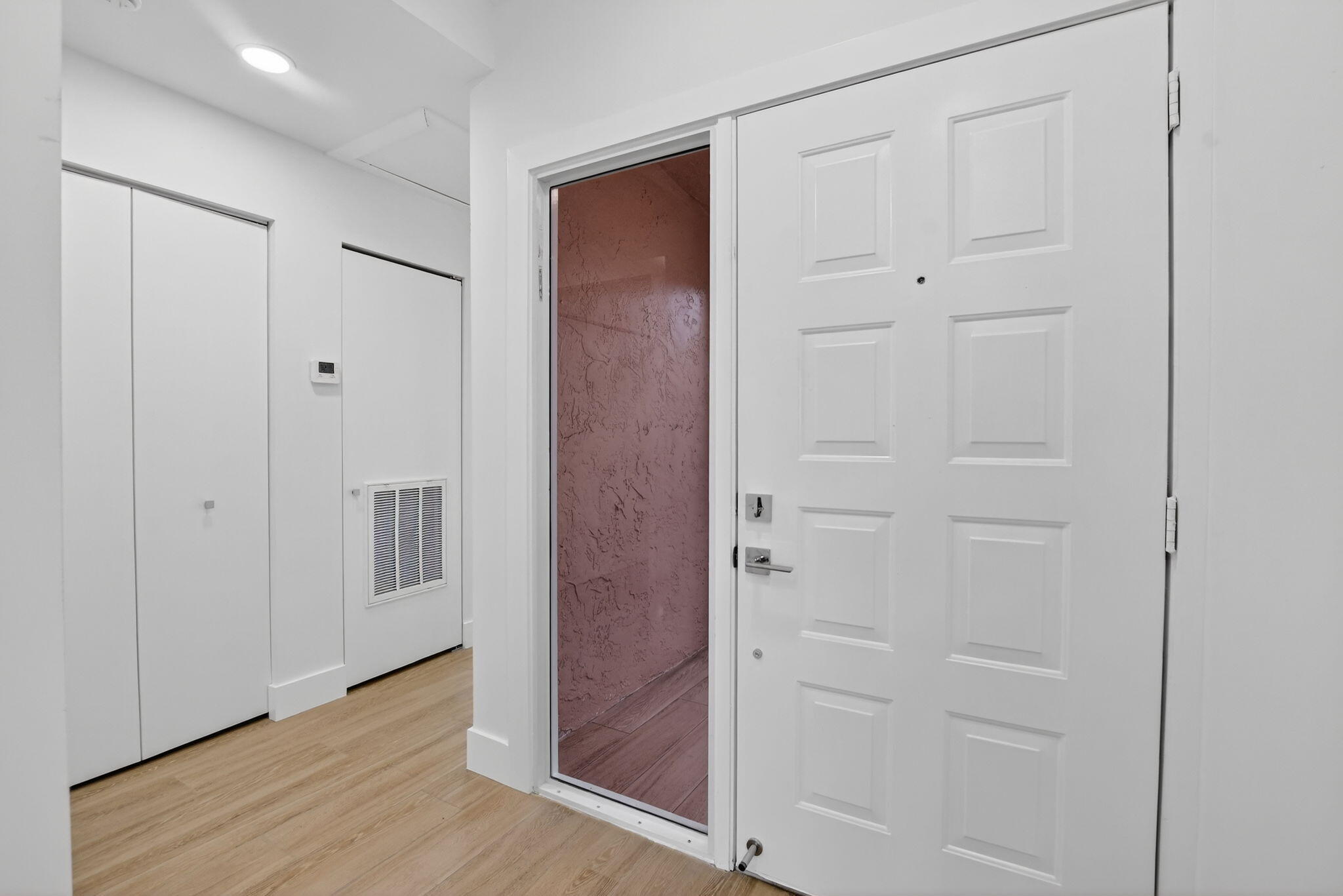 WHISPER WALK SEC C CONDO - Residential