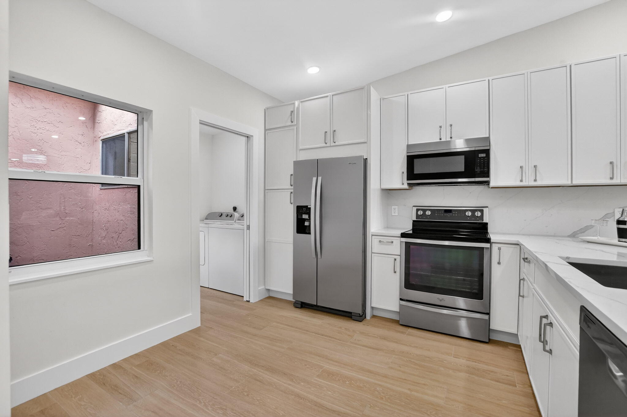 WHISPER WALK SEC C CONDO - Residential