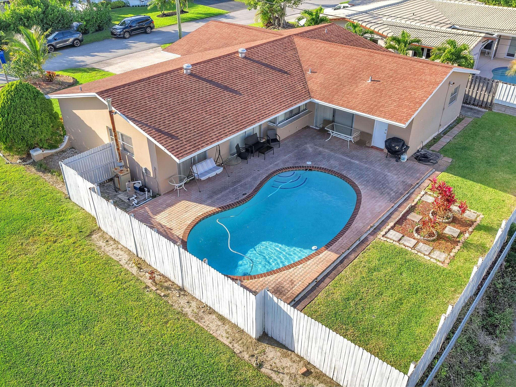 5700 NE 18th Ter, Fort Lauderdale, FL, 33308/$679,999 3 5700 NE 18th Ter