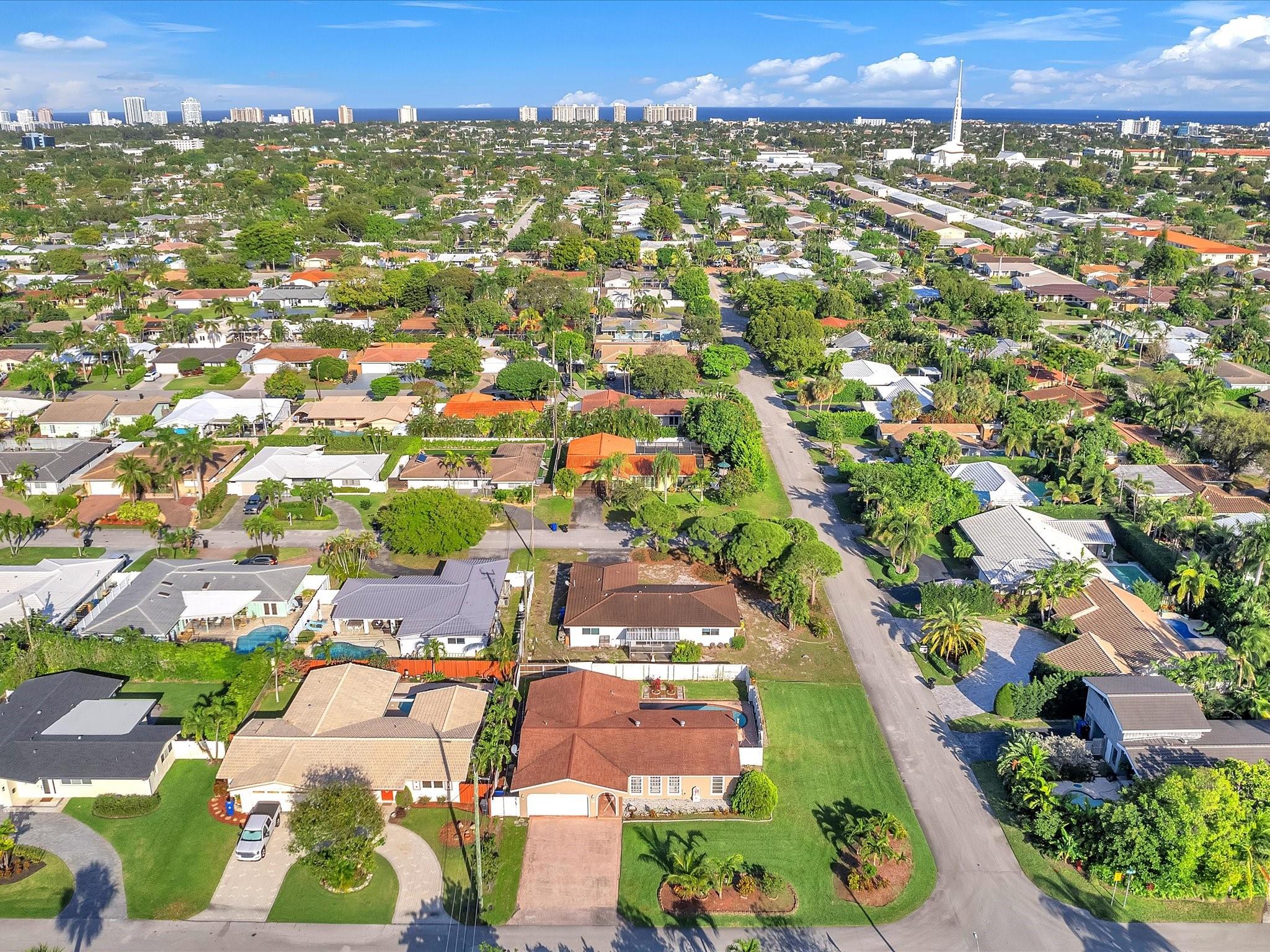 5700 NE 18th Ter, Fort Lauderdale, FL, 33308/$679,999 1 5700 NE 18th Ter