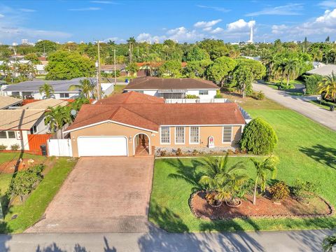 5700 NE 18th Ter Fort Lauderdale FL 33308