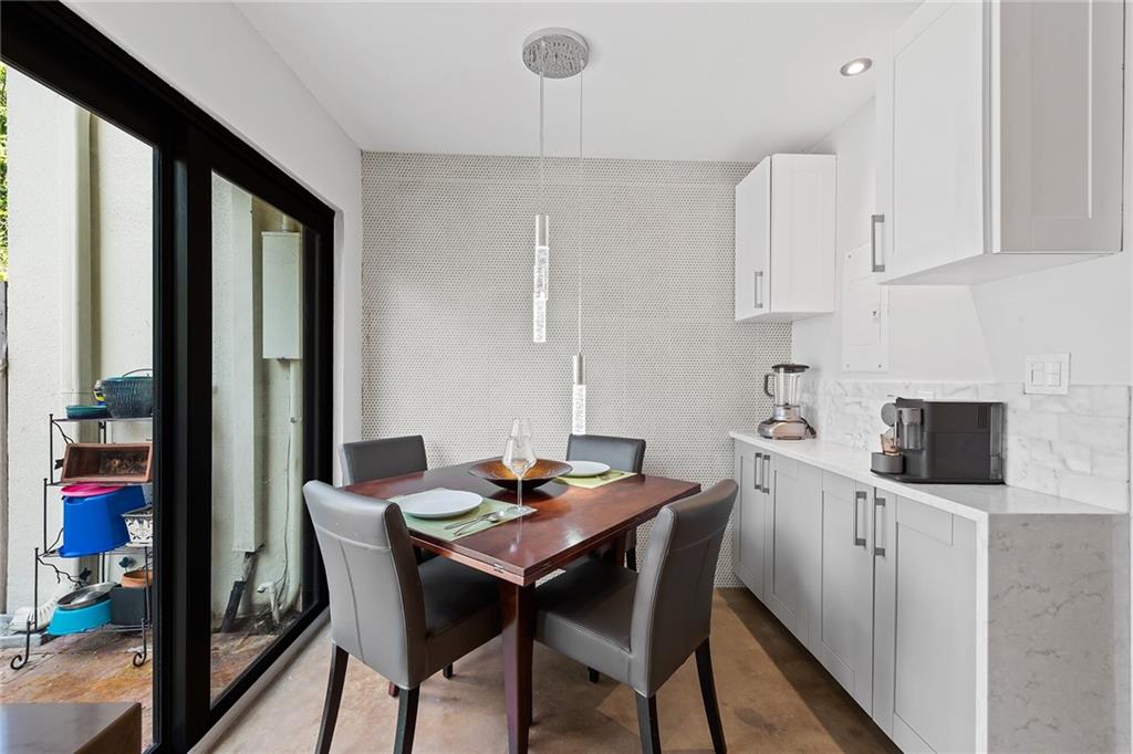 City View Townhomes - Residential