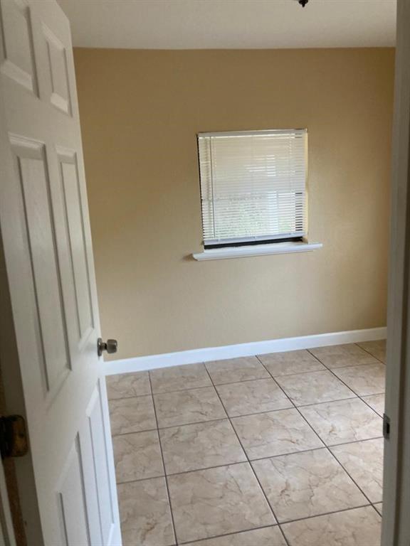 PAHOKEE GARDENS - Residential Lease