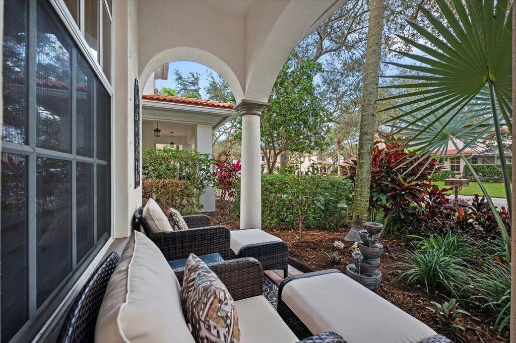 Photo of 439 Pumpkin Drive, Palm Beach Gardens, FL 33410 (MLS # R10954495)