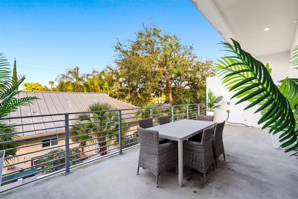 The Beverly Las Olas - Residential Lease