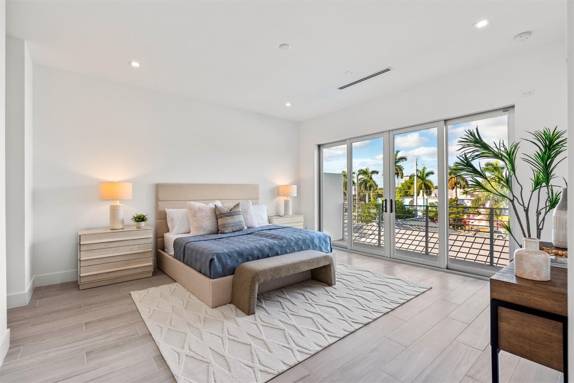 The Beverly Las Olas - Residential Lease