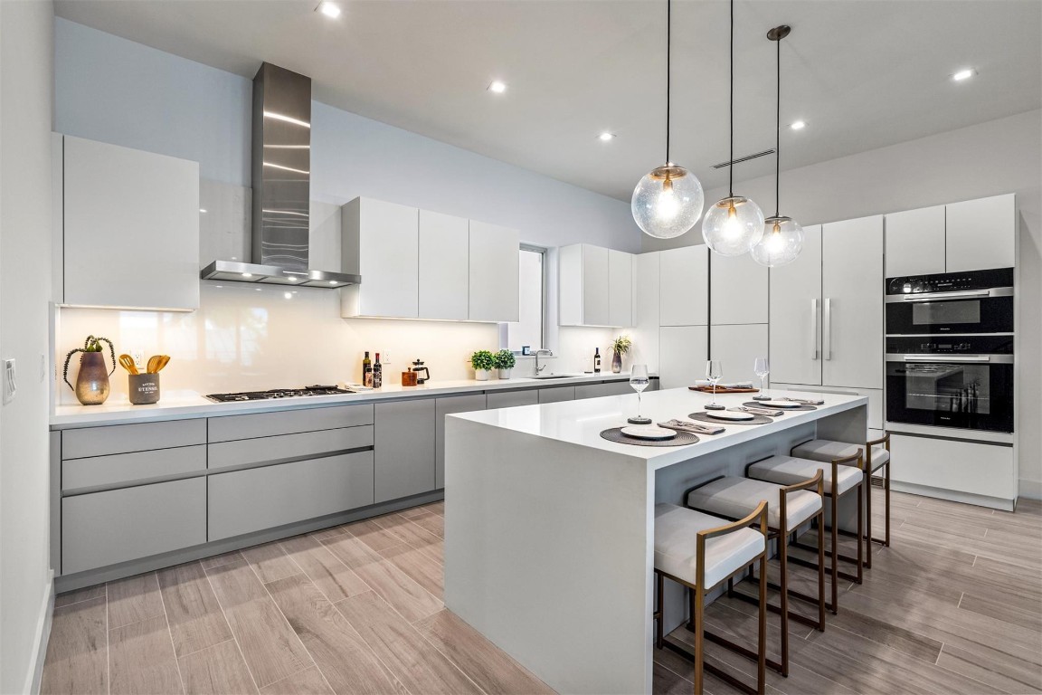 The Beverly Las Olas - Residential Lease