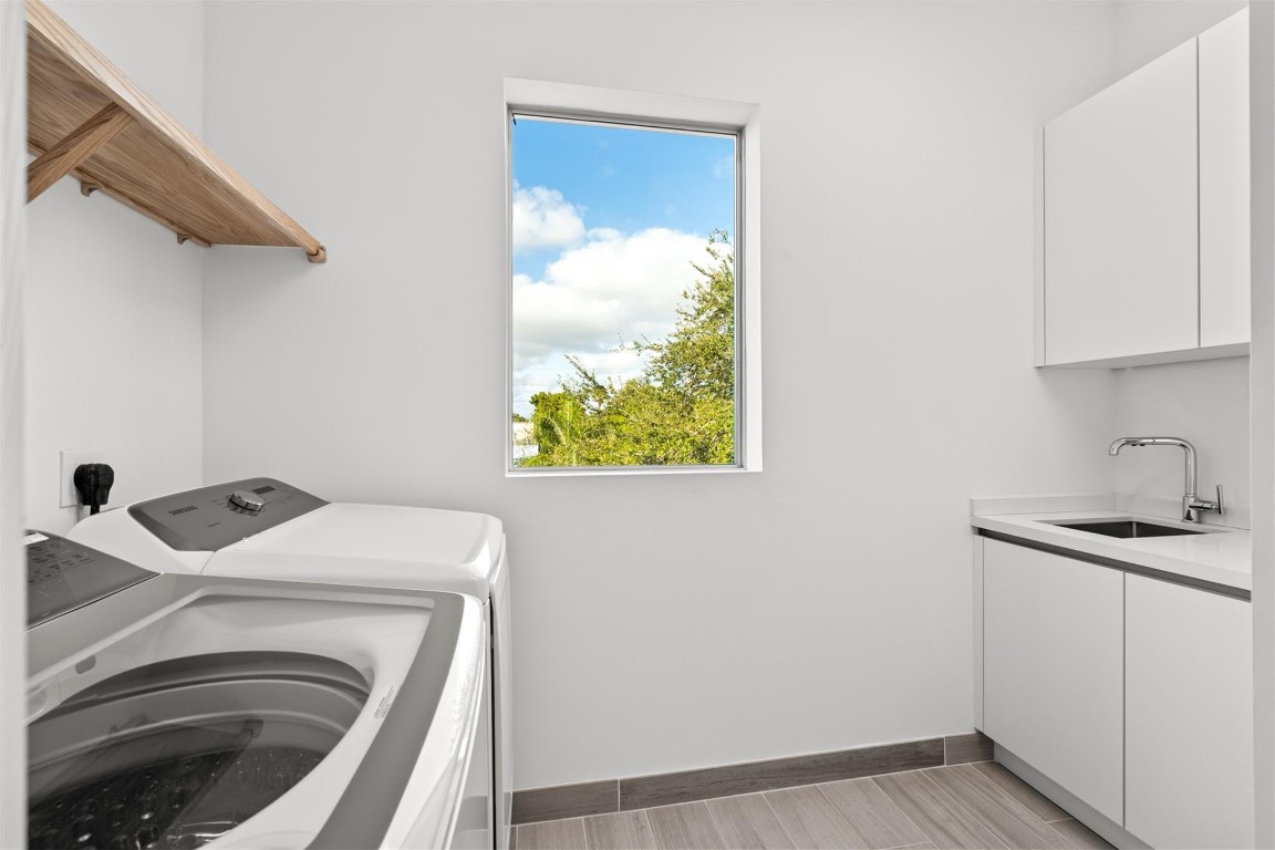 The Beverly Las Olas - Residential Lease