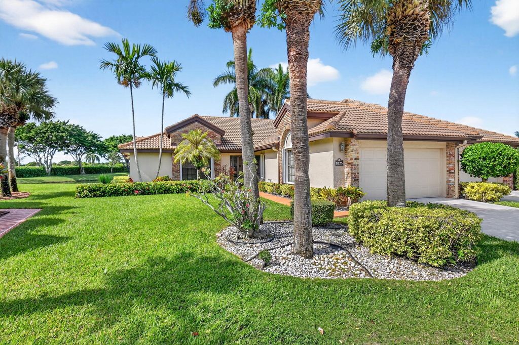 Photo of 8225 Cassia Drive, Boynton Beach, FL 33472 (MLS # R11133548)