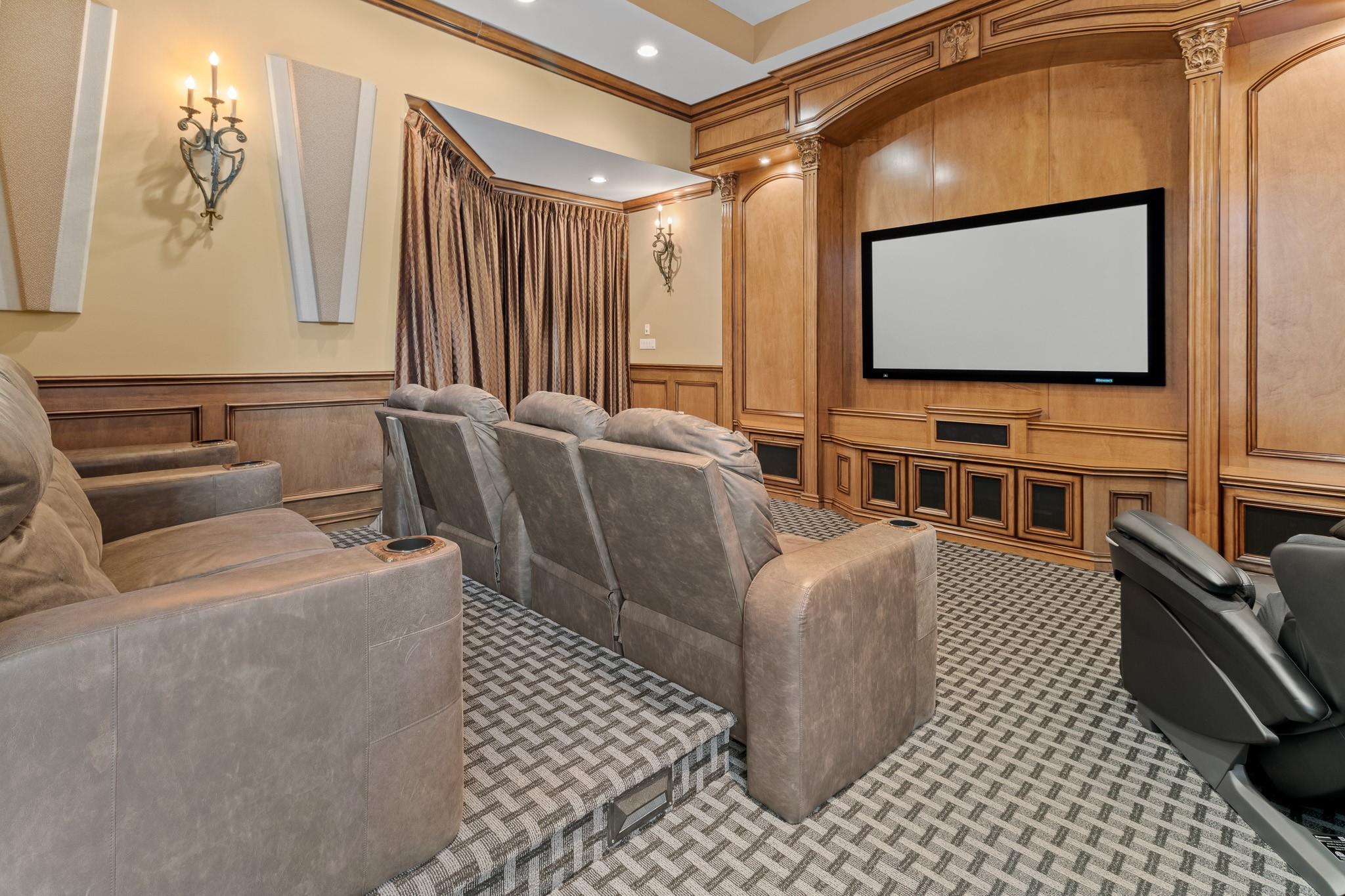 SUNSHINE RANCHES - Residential