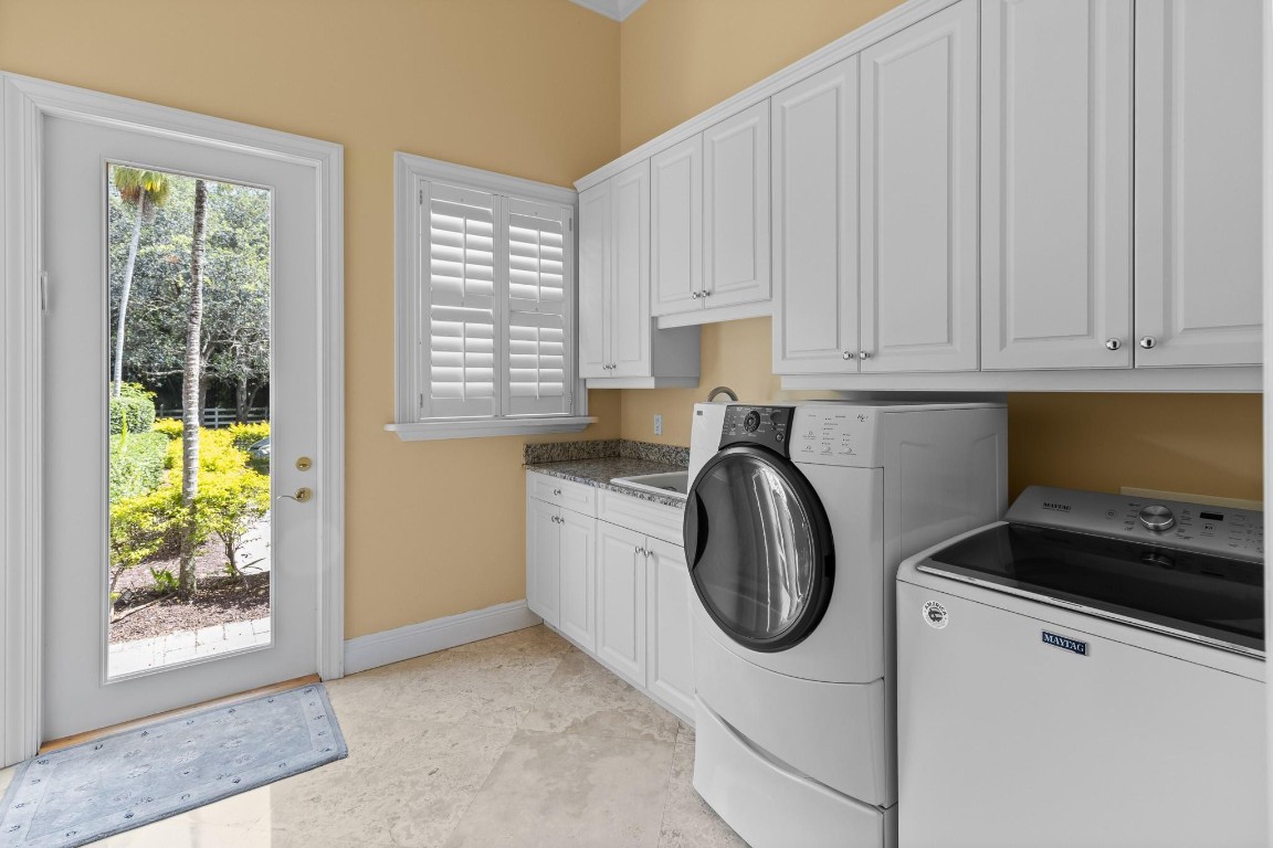 SUNSHINE RANCHES - Residential