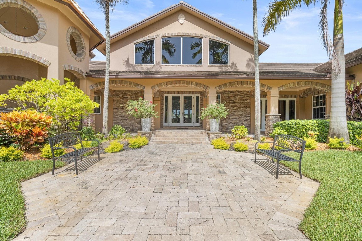 SUNSHINE RANCHES - Residential