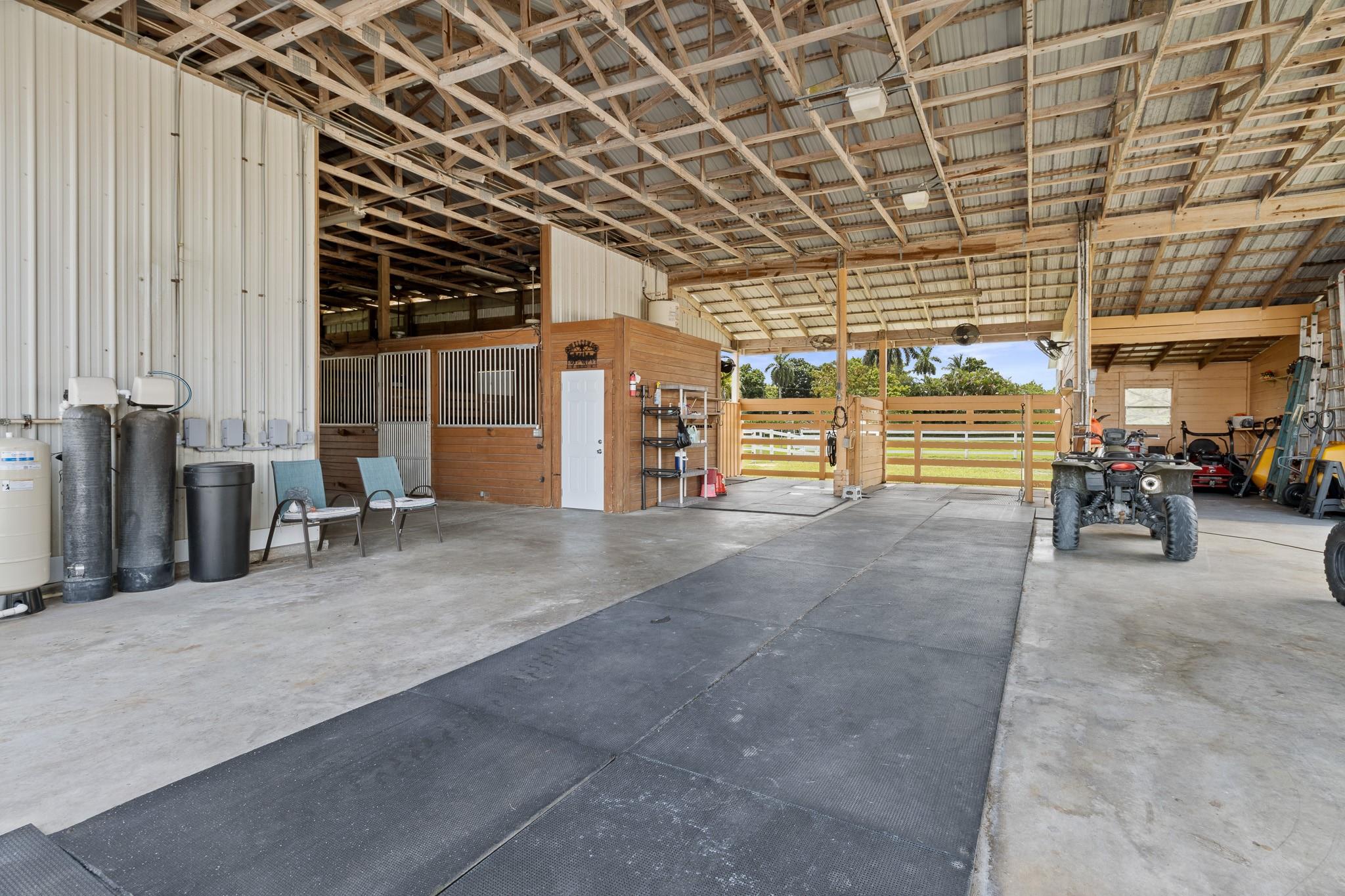 SUNSHINE RANCHES - Residential