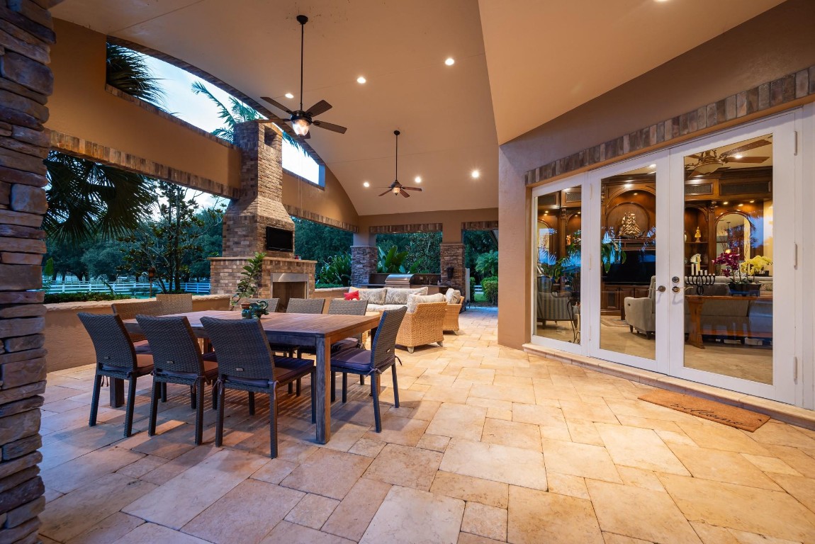 SUNSHINE RANCHES - Residential