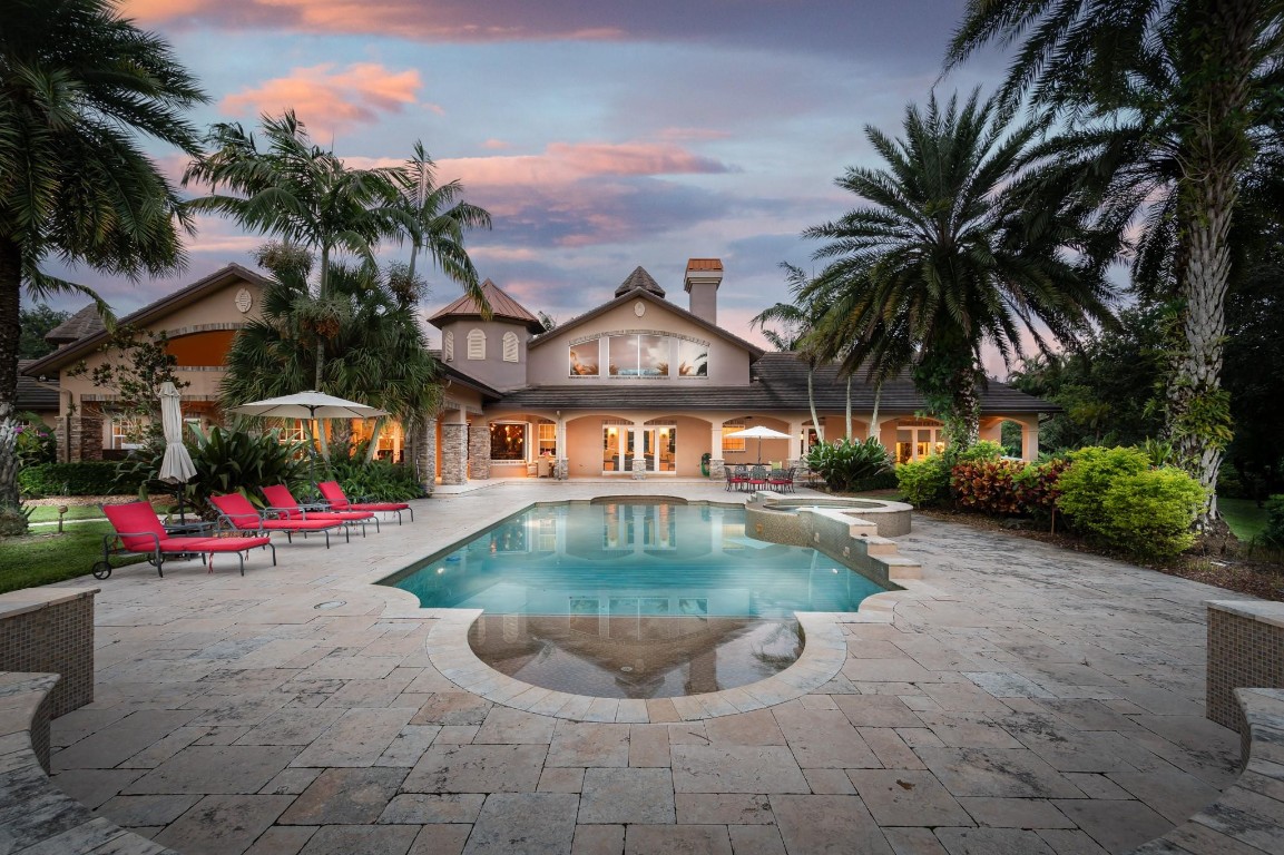 SUNSHINE RANCHES - Residential