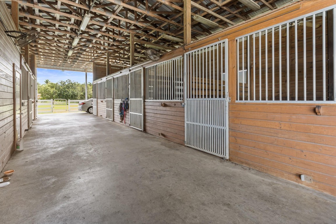 SUNSHINE RANCHES - Residential