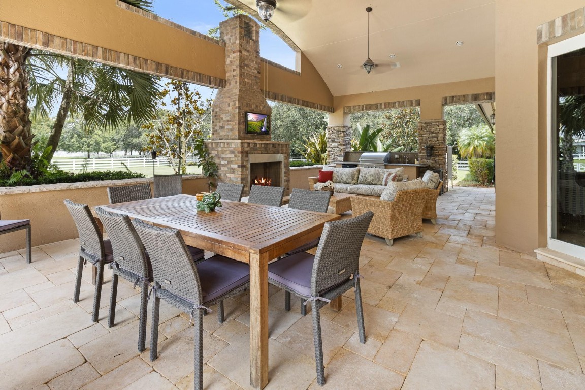 SUNSHINE RANCHES - Residential