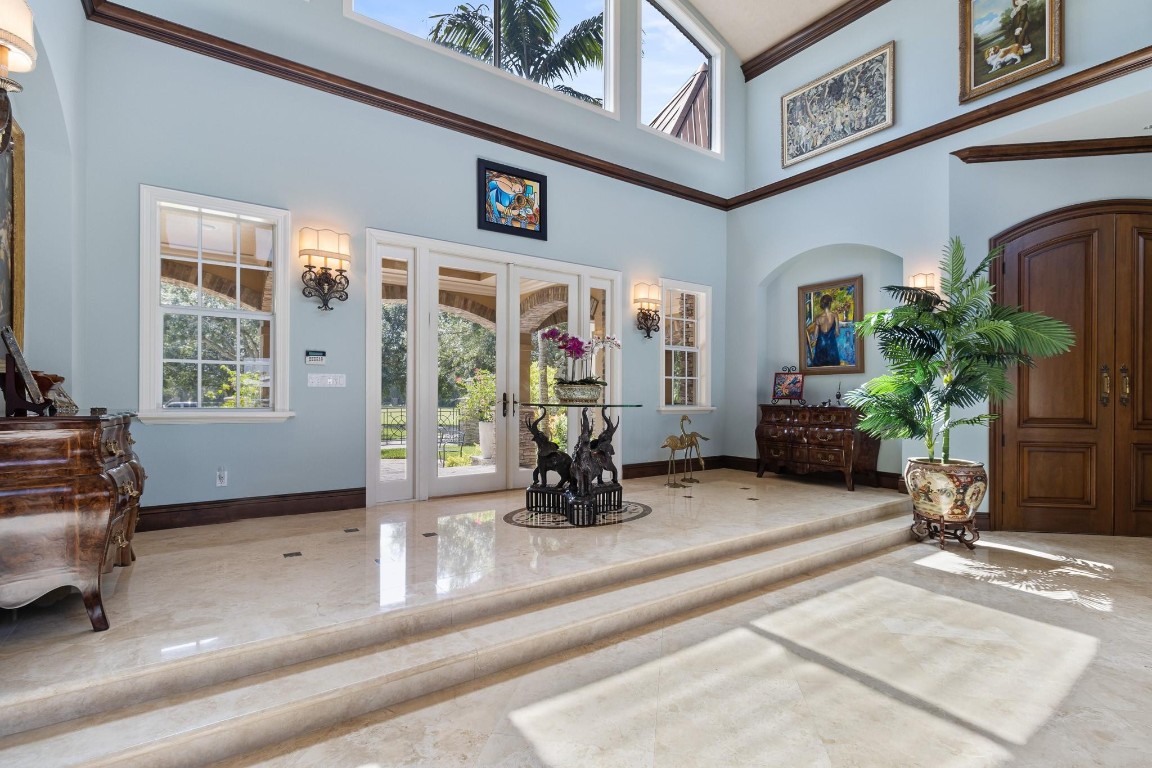 SUNSHINE RANCHES - Residential