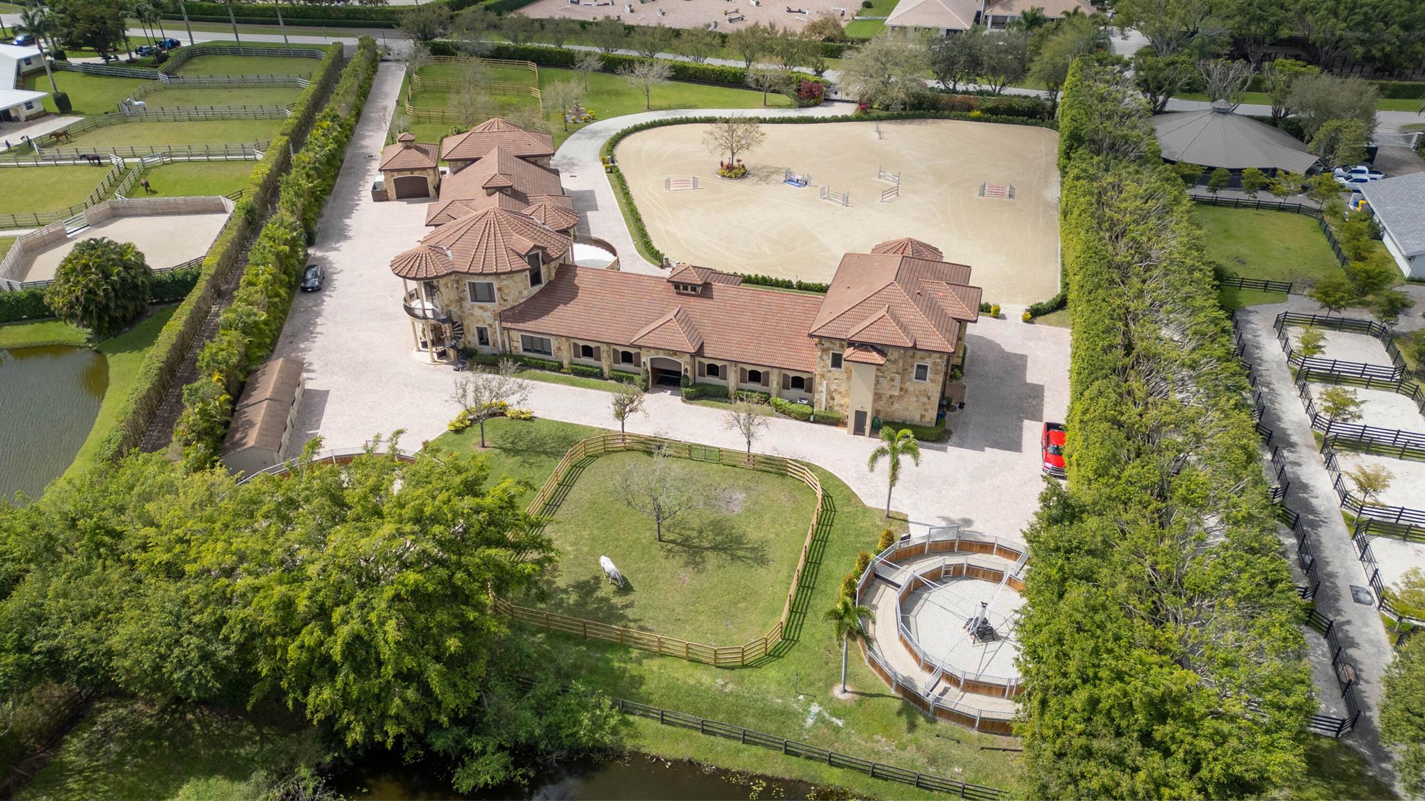 GRAND PRIX FARMS - Residential