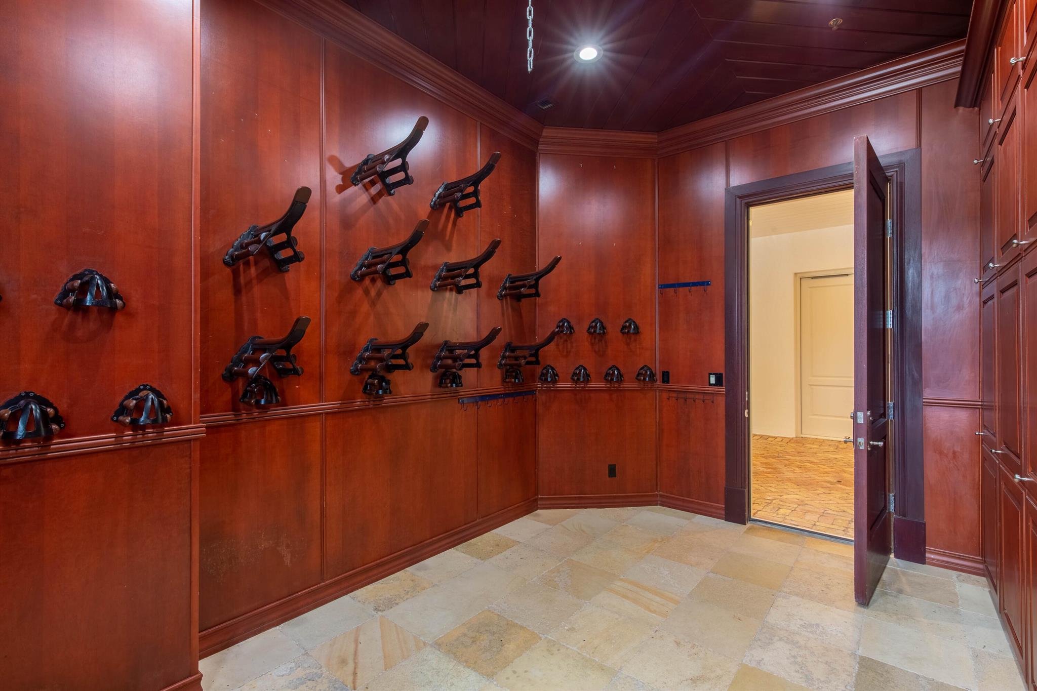 GRAND PRIX FARMS - Residential