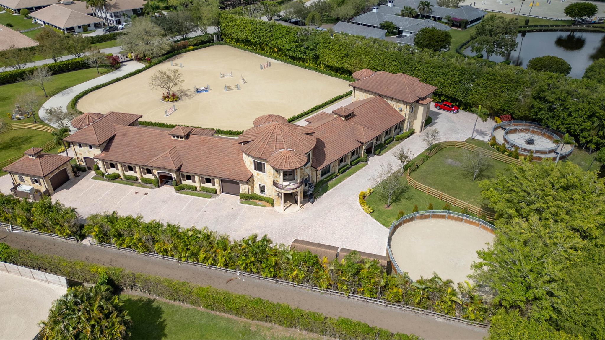 GRAND PRIX FARMS - Residential