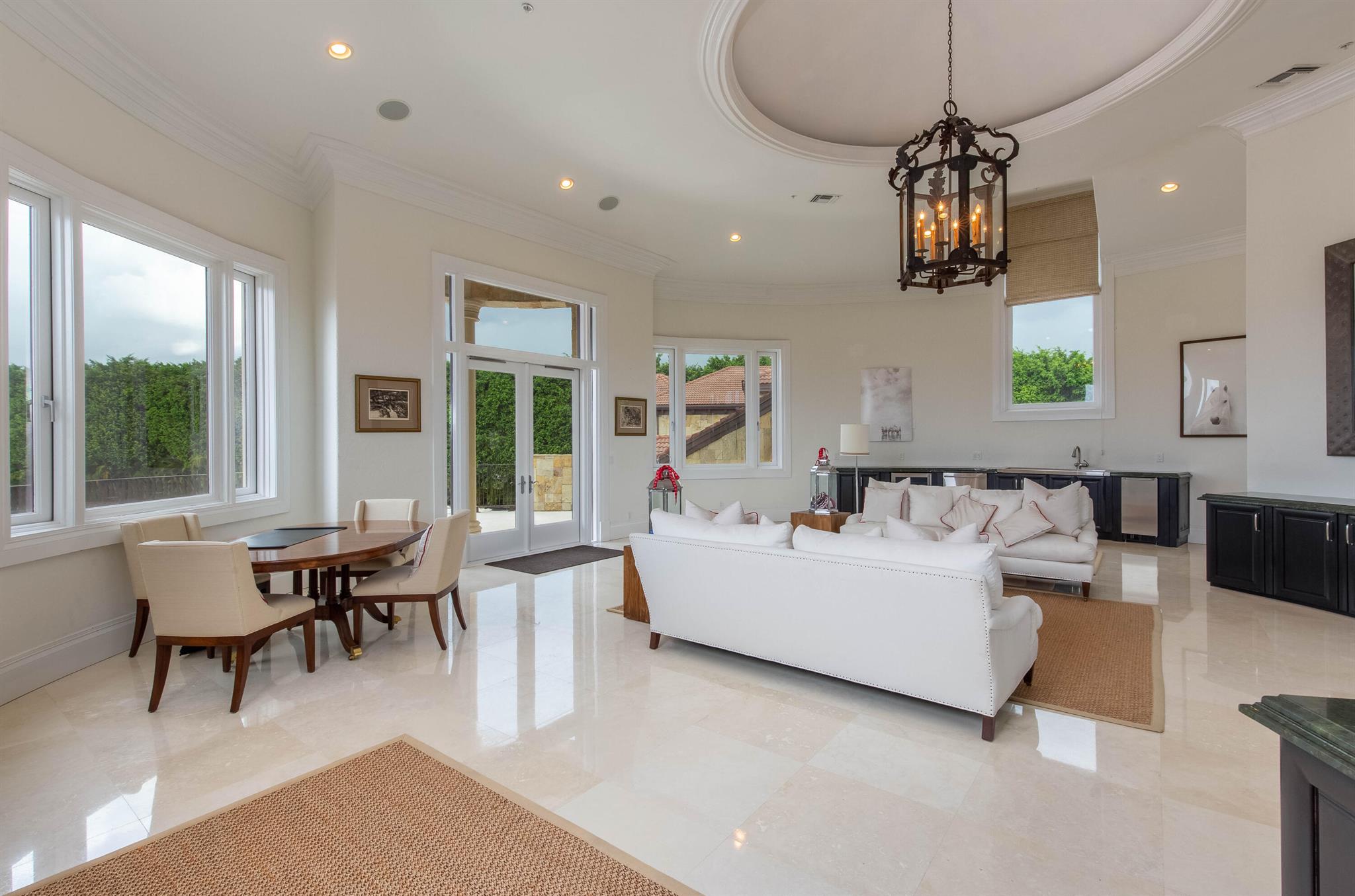 GRAND PRIX FARMS - Residential