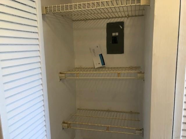 WOODMONT APT HOMES - Residential